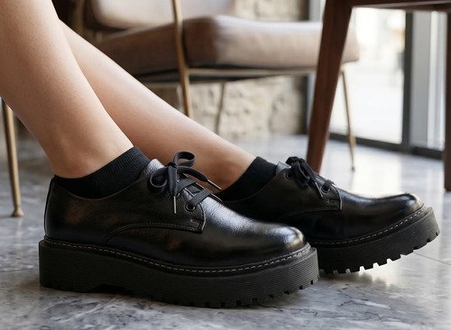 Zapato De Dama Acordonado Con Plataforma De Vestir En Cuero - Imagen 3